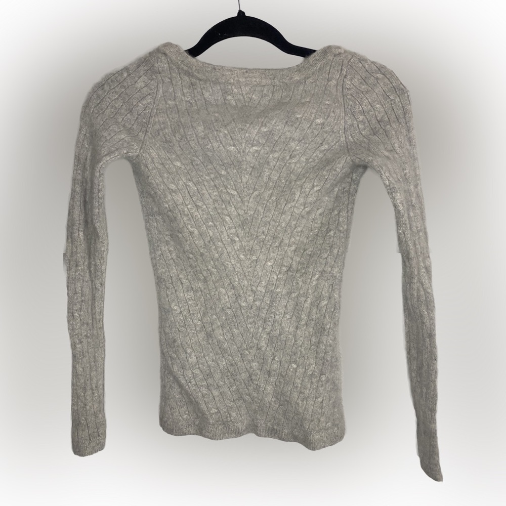 Cashmere sweater